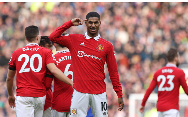 在卡努缺席 在卡努缺席